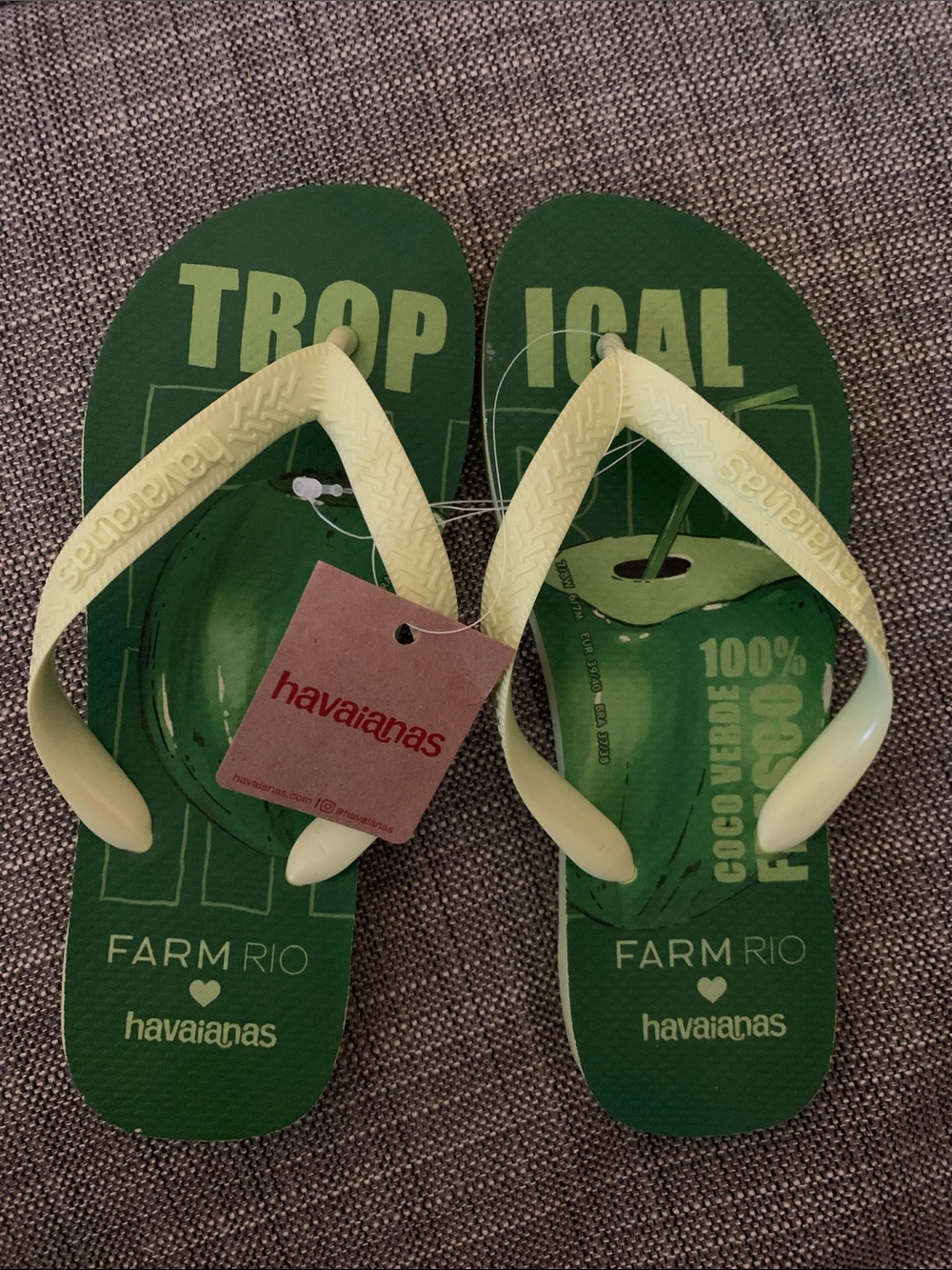Women’s NWT Sz 7/8 Havaianas x Farm Rio Green Flip Flops